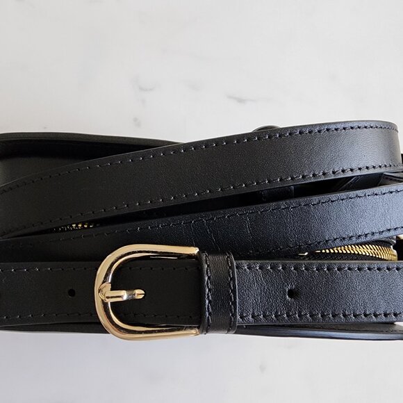 BNWT – Slightly Imperfect [A.P.C. Half Moon Embossed Bag] (#7) - Picture 6 of 13